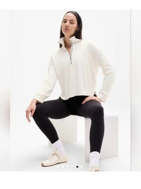 Athleta Seasoft Quarter Zip in Magnolia White -XS